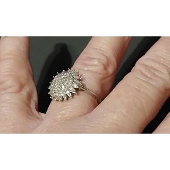 NEW~Gorgeous 1/2 Carat Genuine Diamond Sunburst Cocktail Ring Sz 8 - Picture 6 of 9